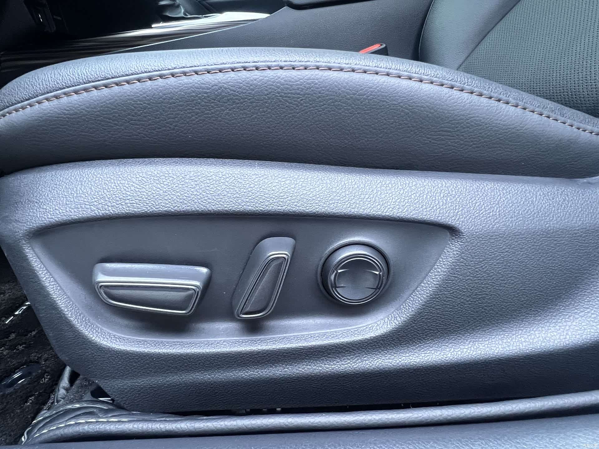 Toyota Camry, 2021 21