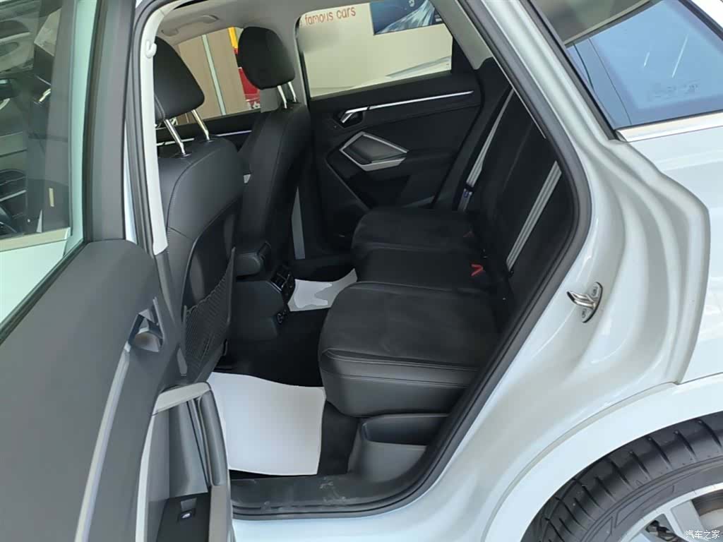 Audi Q3, 2023 17