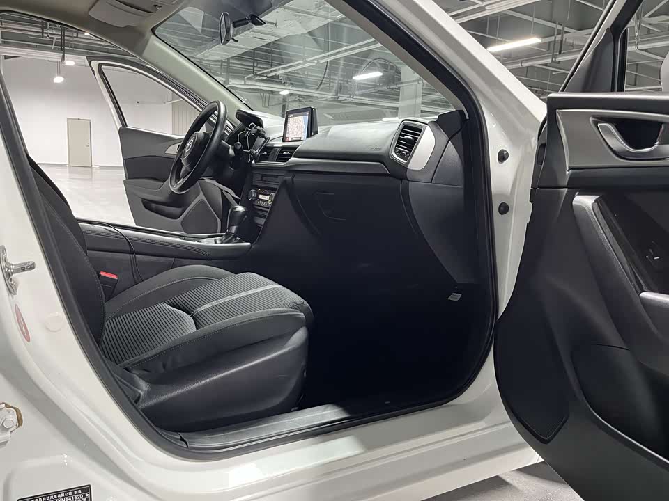 Mazda 3 Angkesaila Mazda 3 Angkesaila