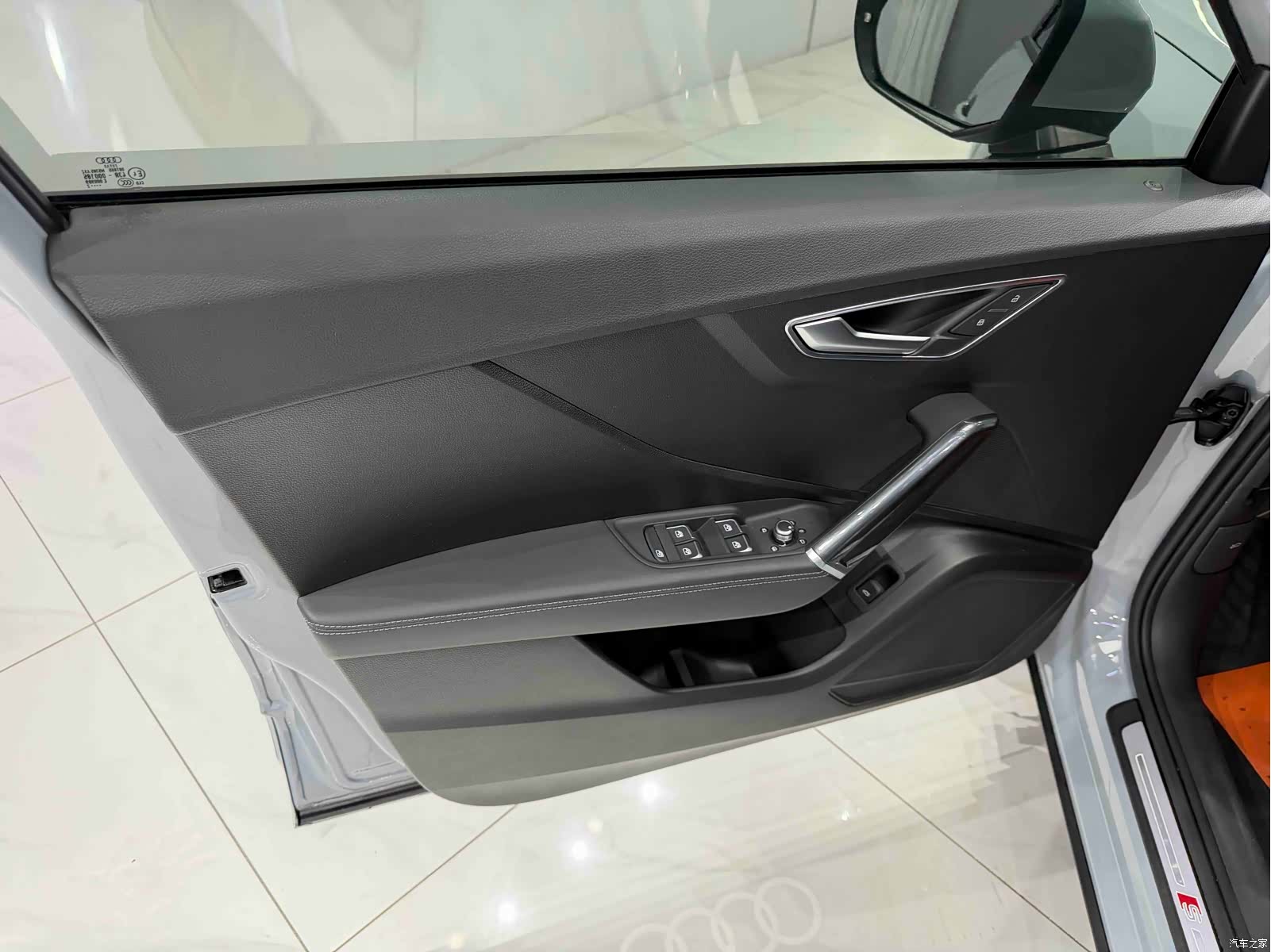 Audi Q2L, 2022 7