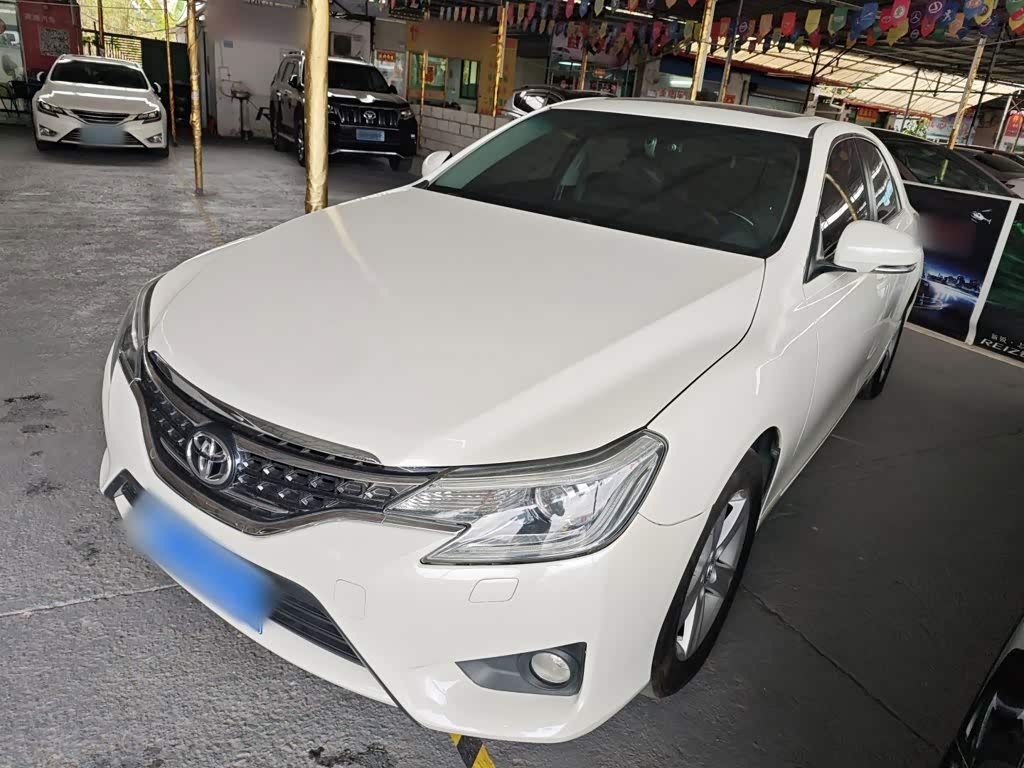 Toyota Reiz
