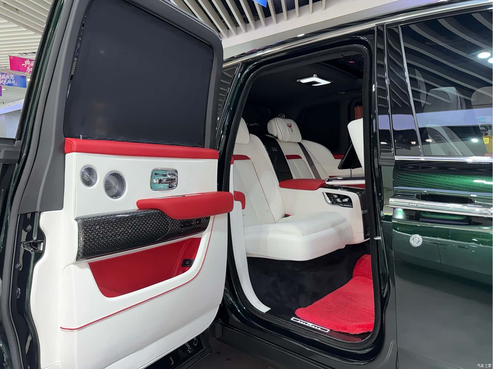 Rolls-Royce Cullinan, 2022 27