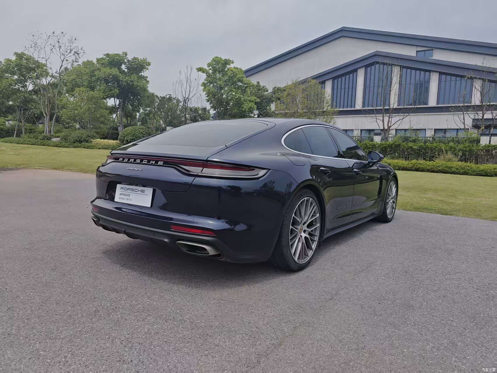 Porsche Panamera, 2023 3