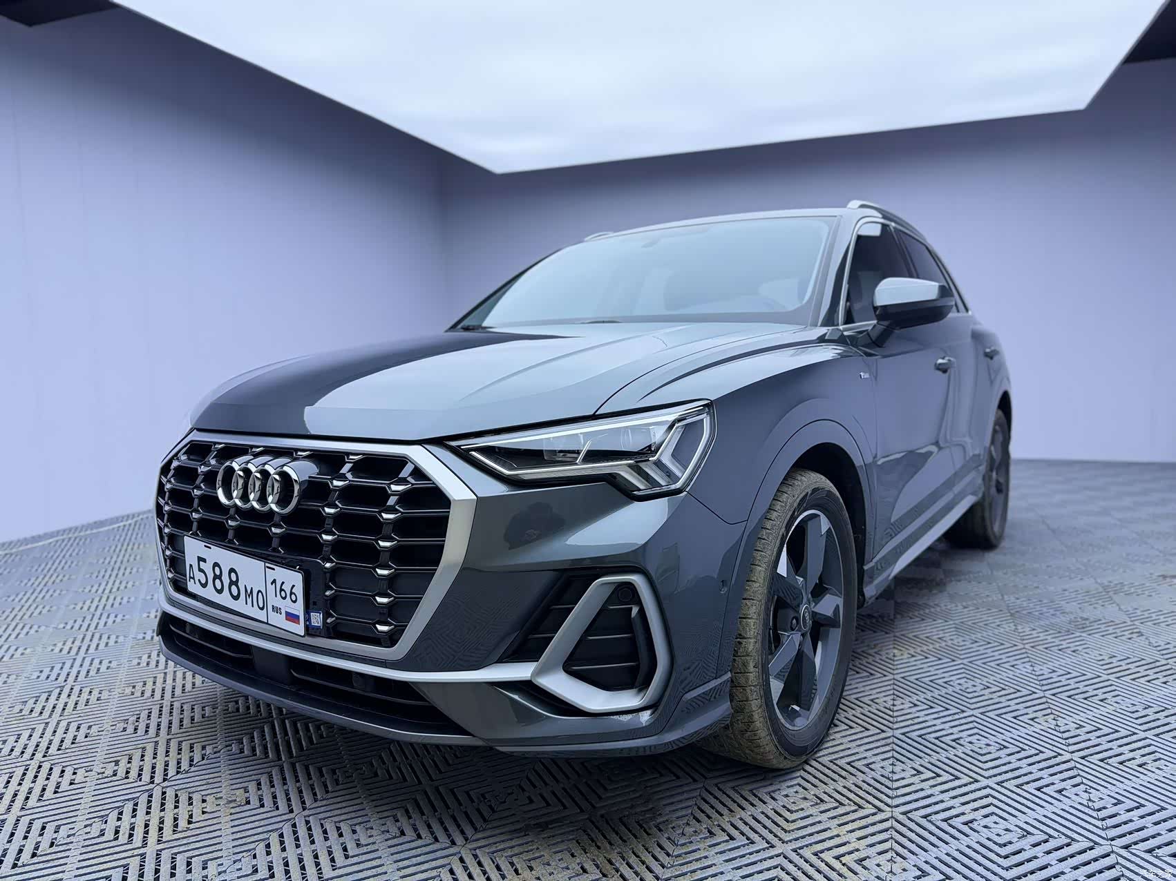 Audi Q3, 2022 1