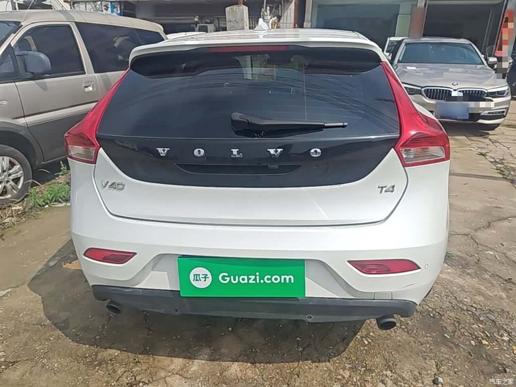 Volvo V40, 2015 6