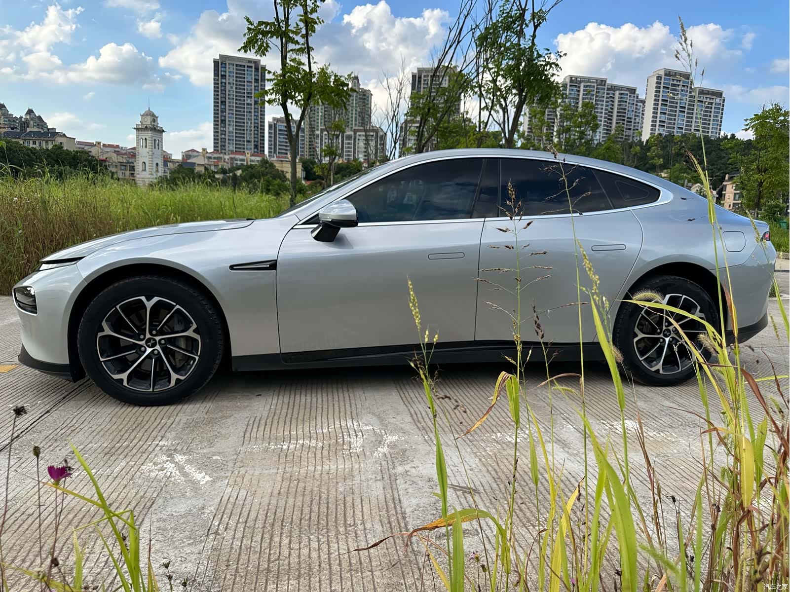 Xpeng P7, 2022 4
