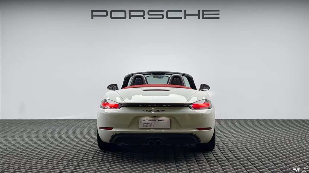 Porsche Boxster, 2021 все фото