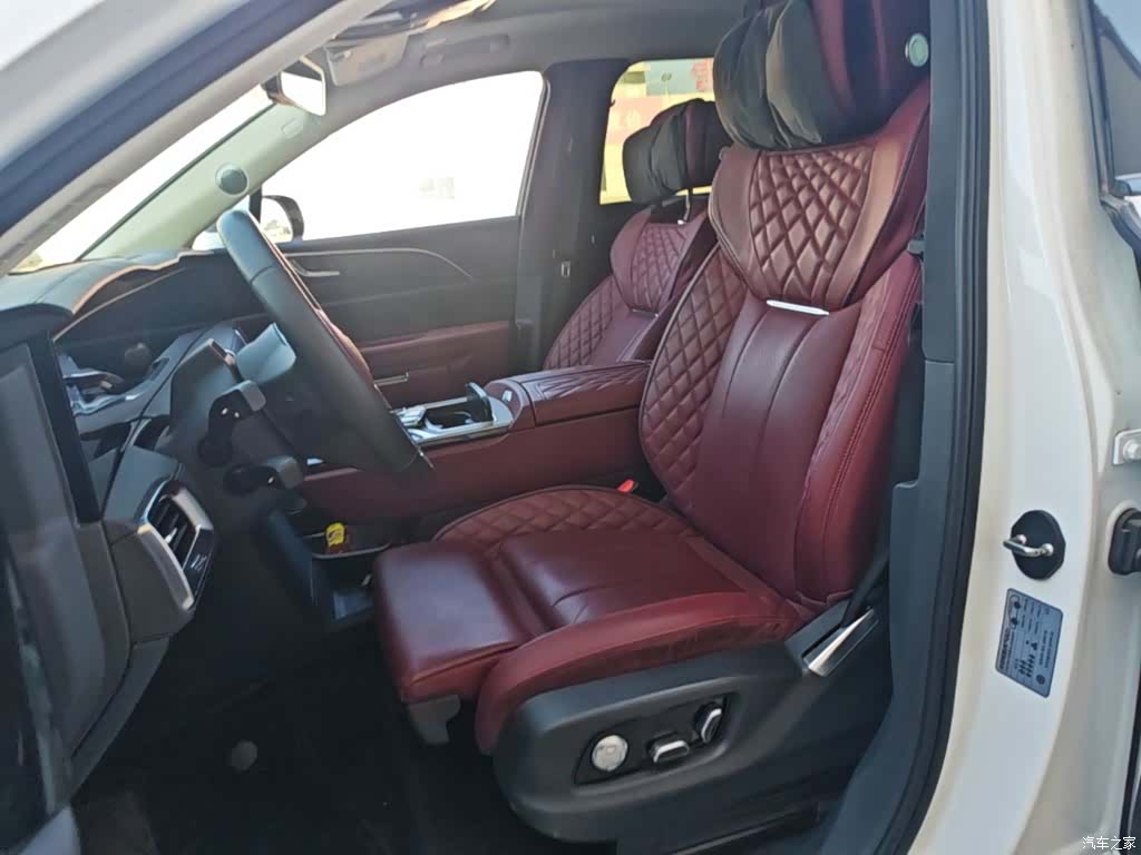 Hongqi E-HS9, 2023 15