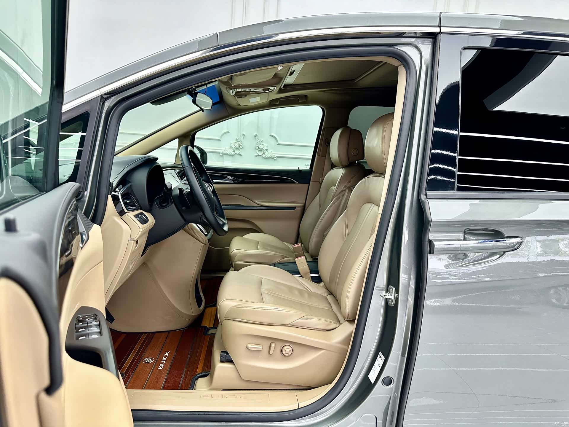 Buick GL8, 2018 6