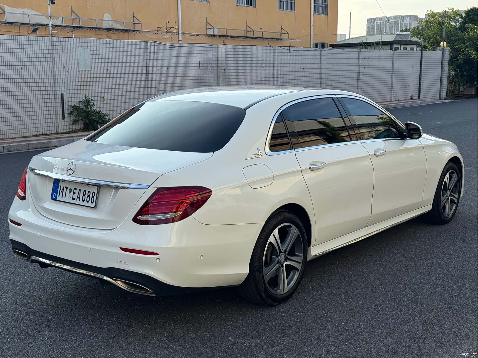 Mercedes-Benz E-Class, 2017 4