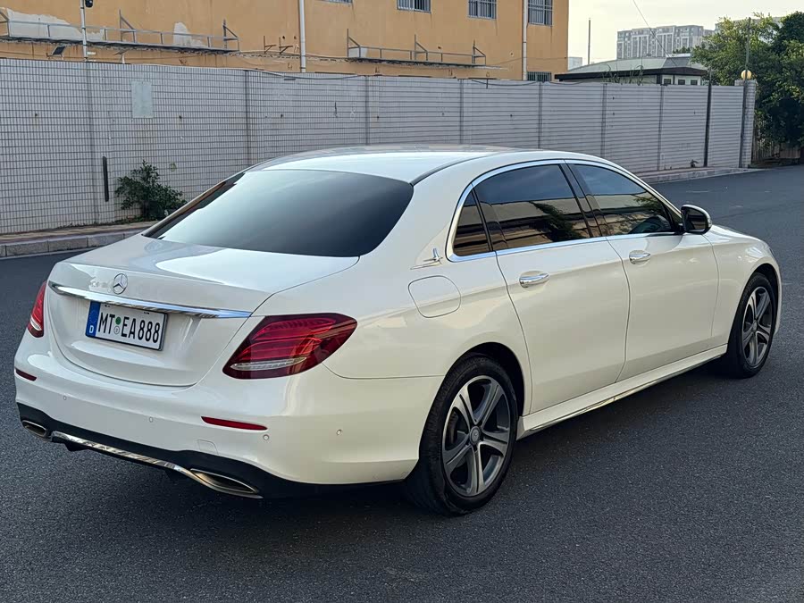 Mercedes-Benz E-Class 2017, фото 4