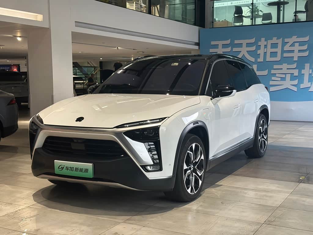 NIO ES8