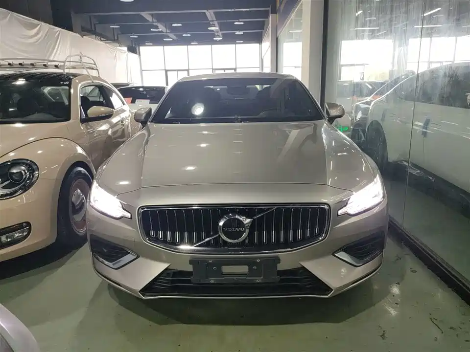 Volvo S60