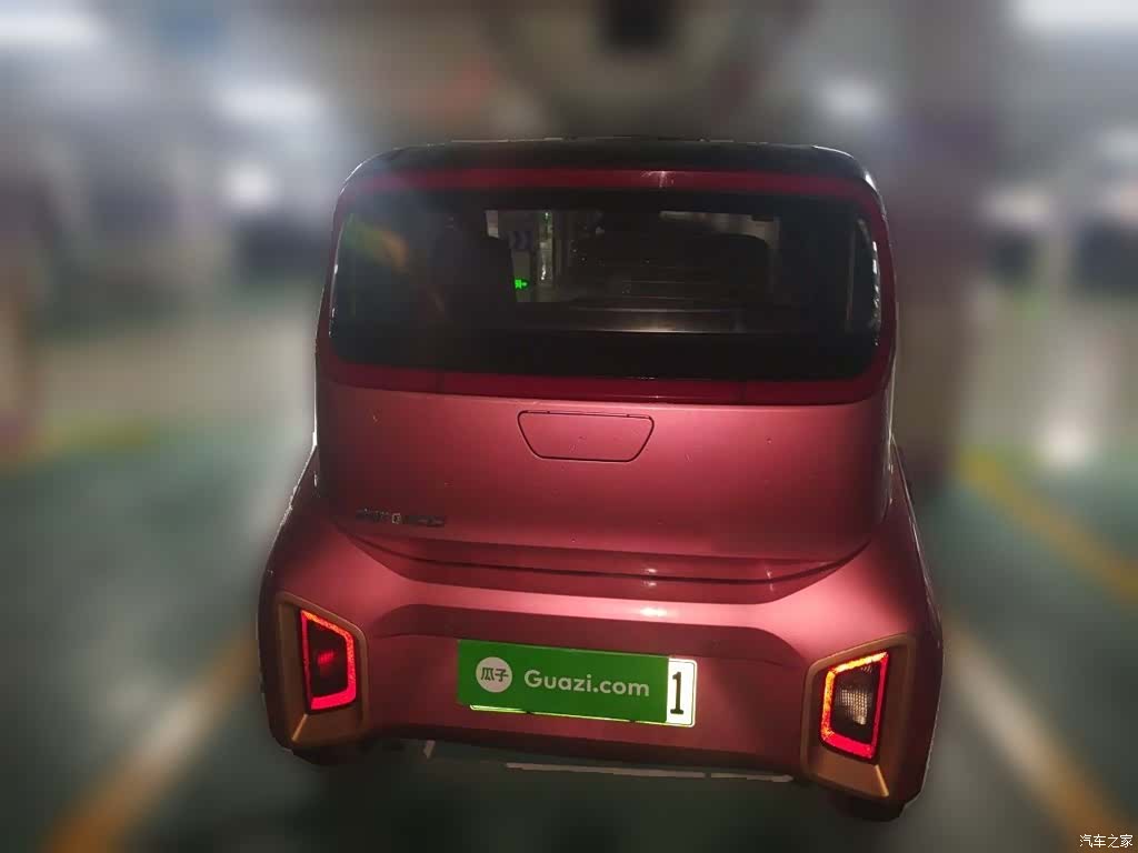 Wuling E200, 2020 4