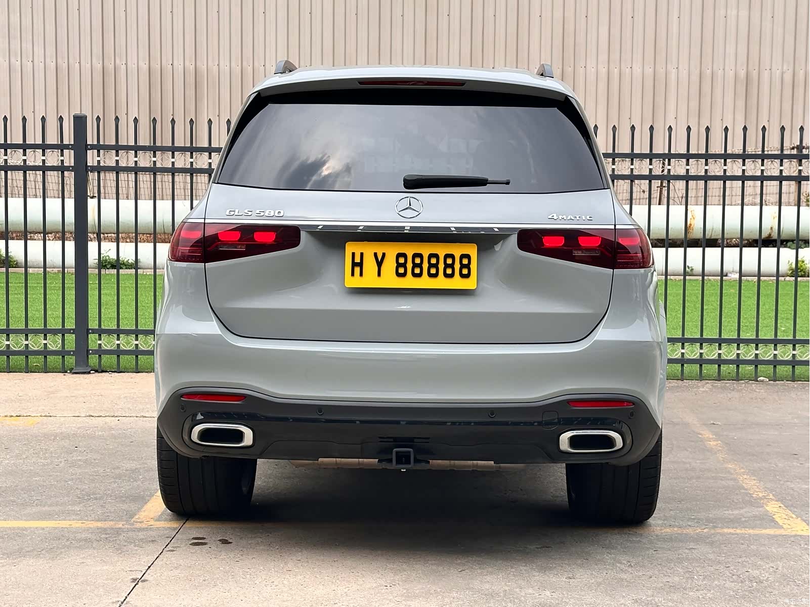 Mercedes-Benz GLS, 2024 все фото