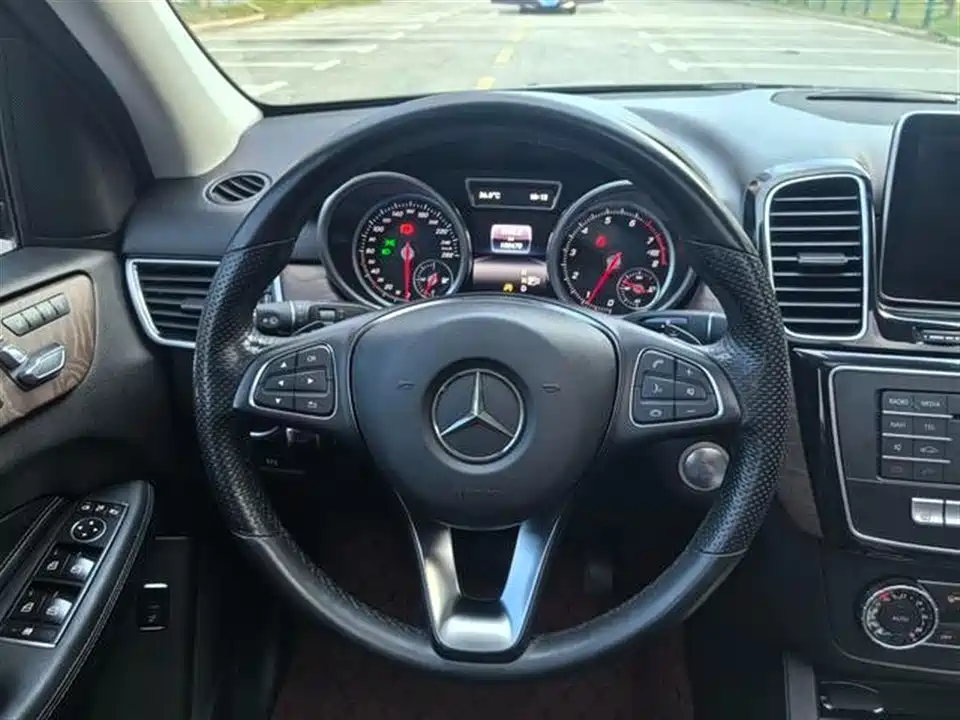 Mercedes-Benz GLE