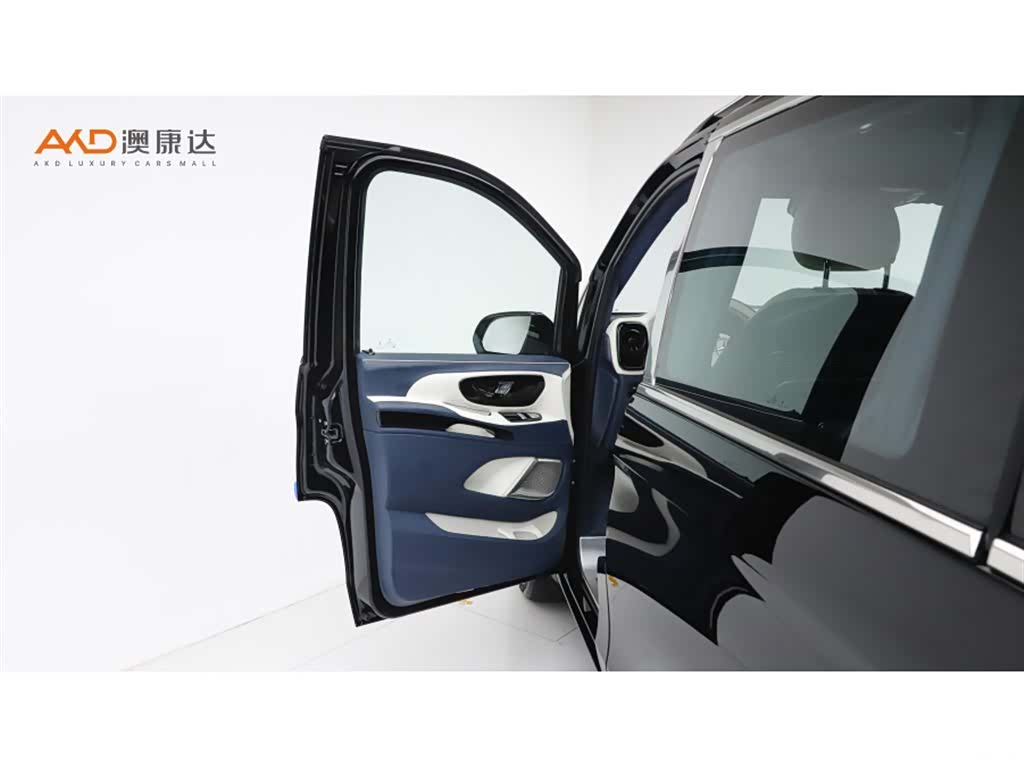 Mercedes-Benz 2.0T 24, 2025 11