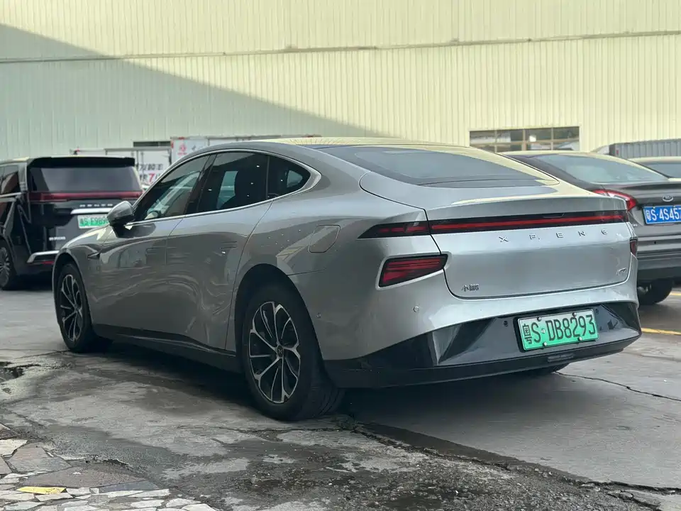 XPENG P7
