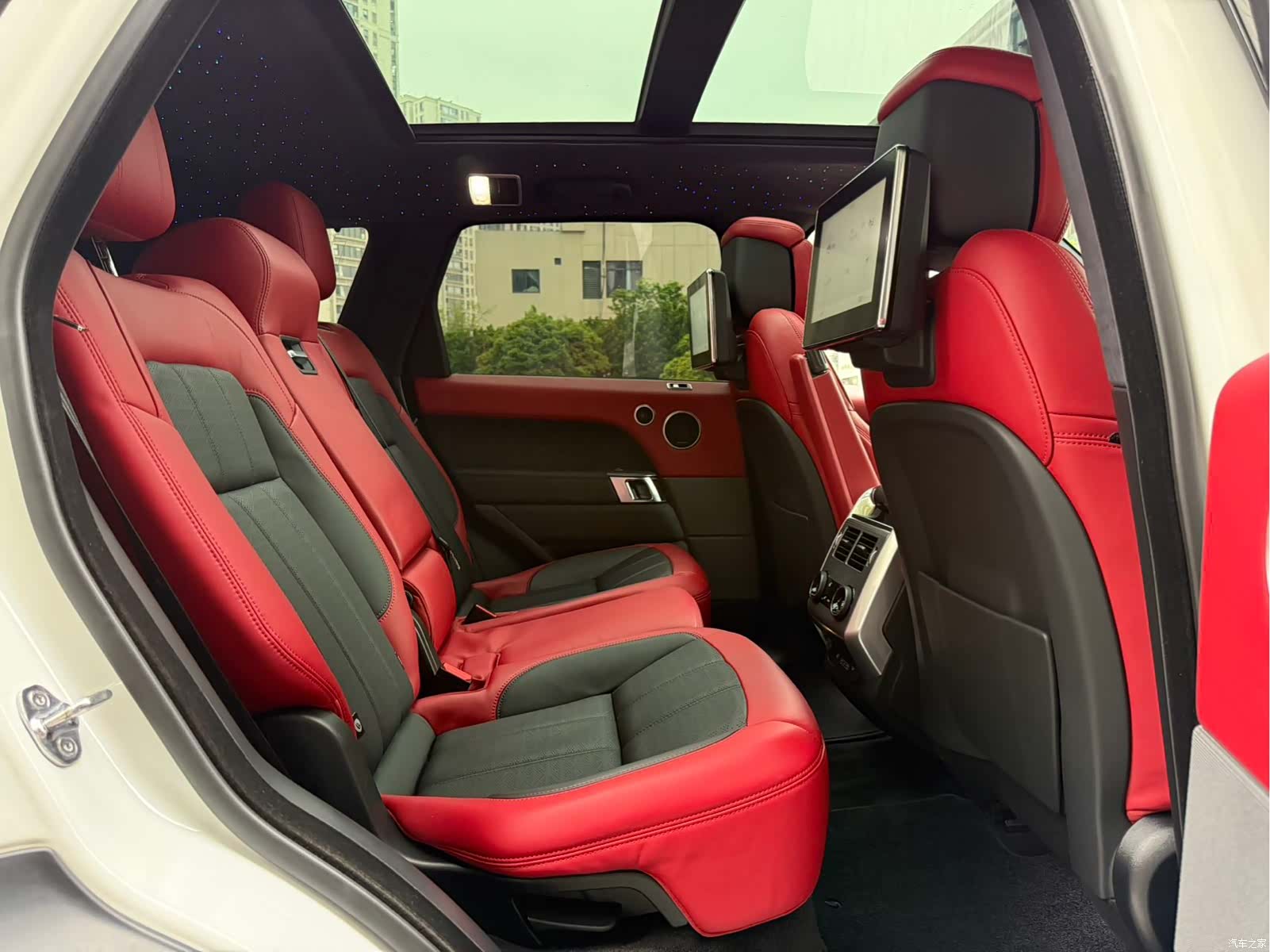 Land Rover Range Rover, 2019 16