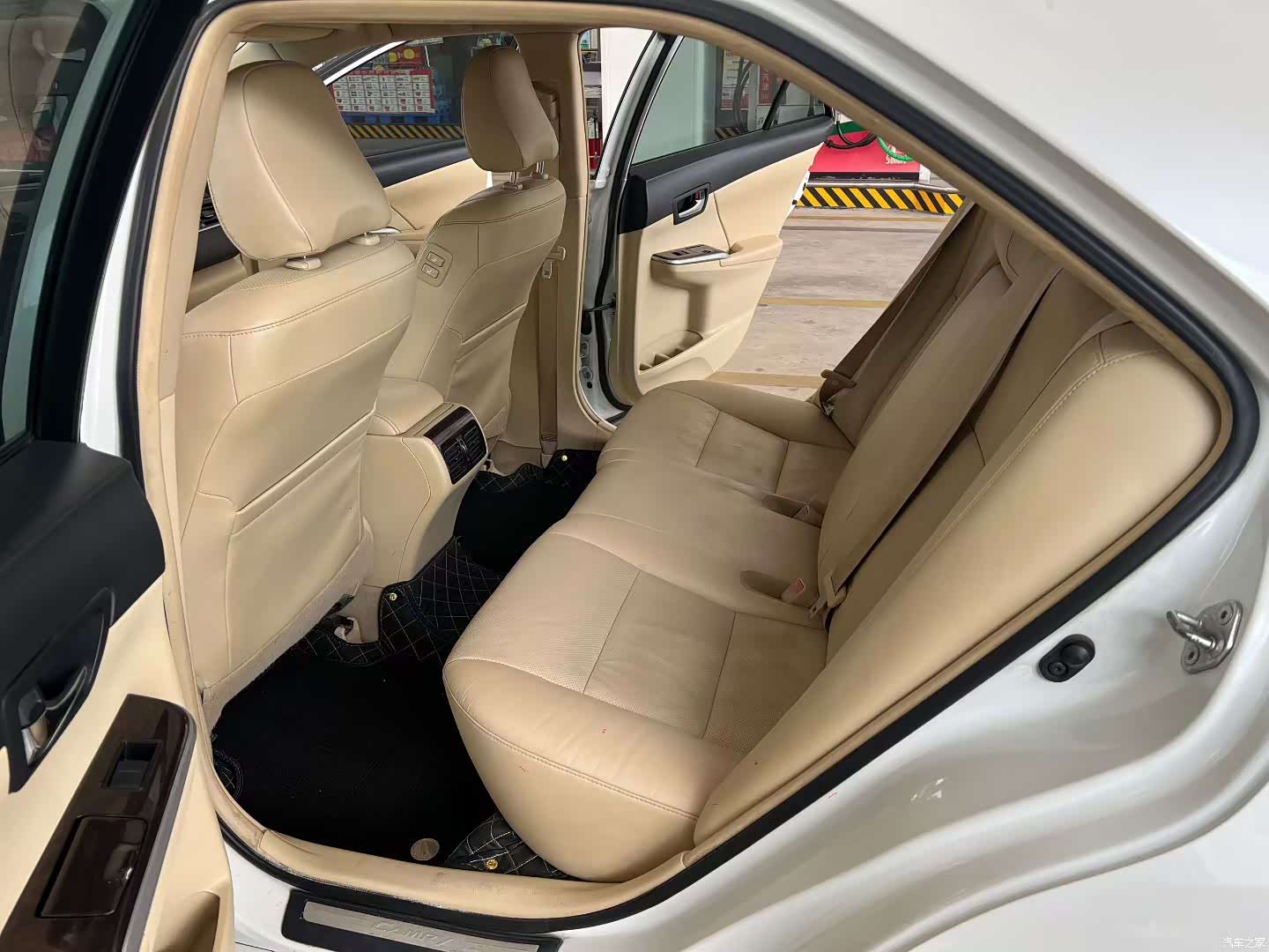 Toyota Camry, 2017 8