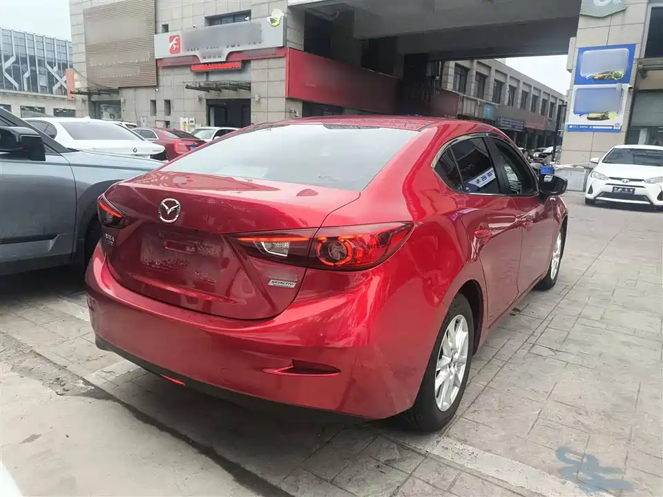 Mazda 3 Angkesaila