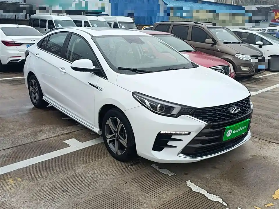 Chery Arrizo 5 PLUS