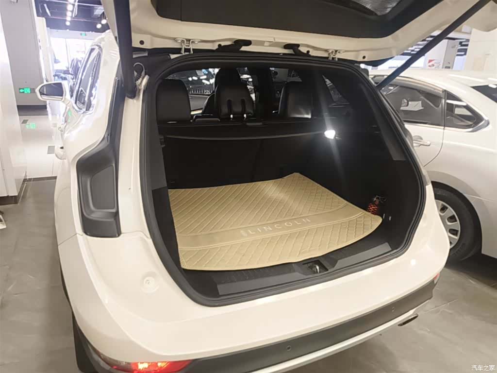 Lincoln MKC, 2018 19