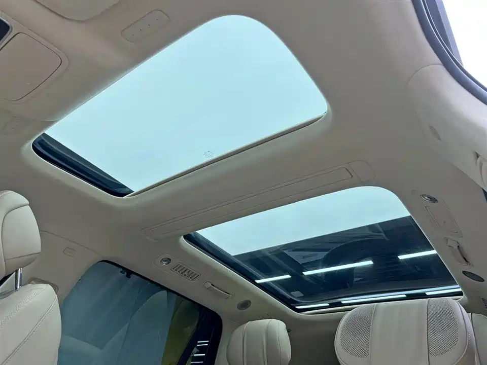 AITO Ask the world M9