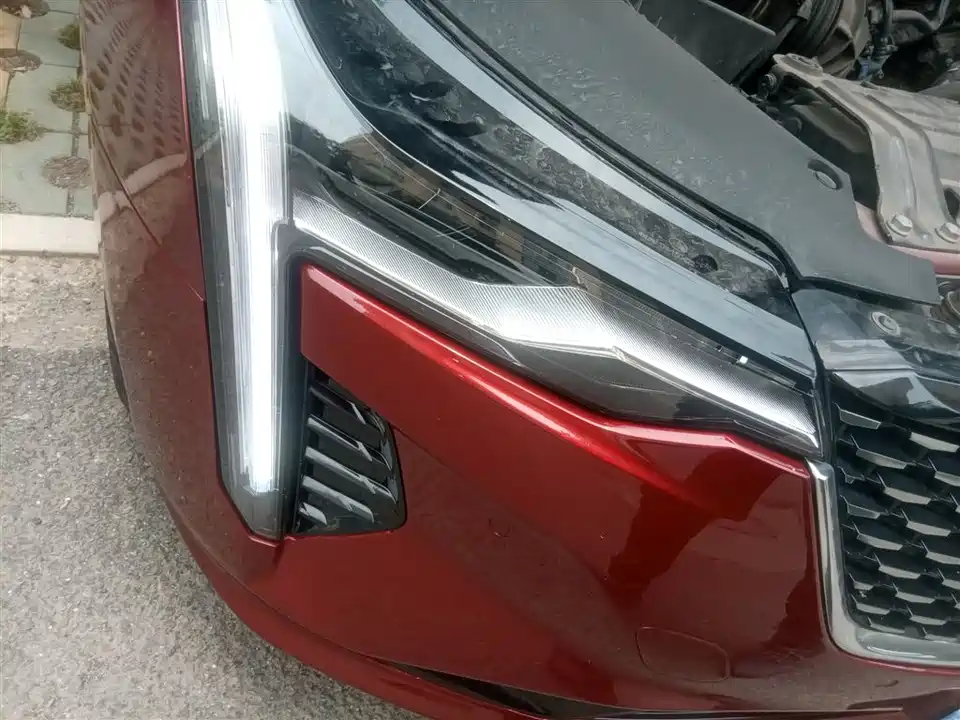 Cadillac CT4