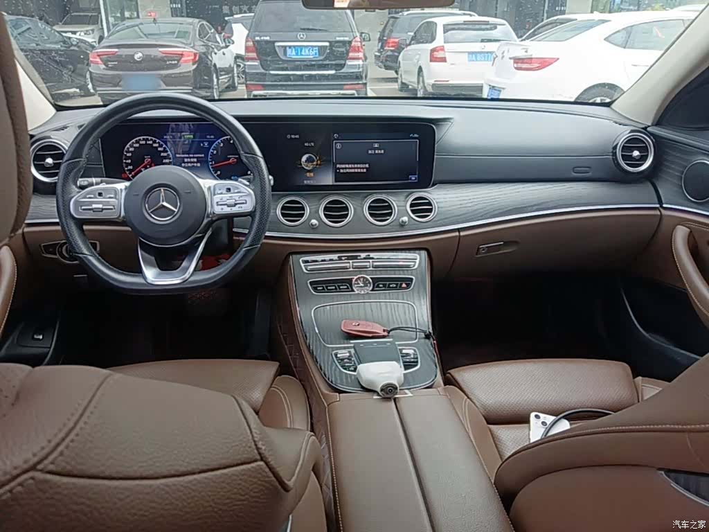 Mercedes-Benz E-Class, 2019 10