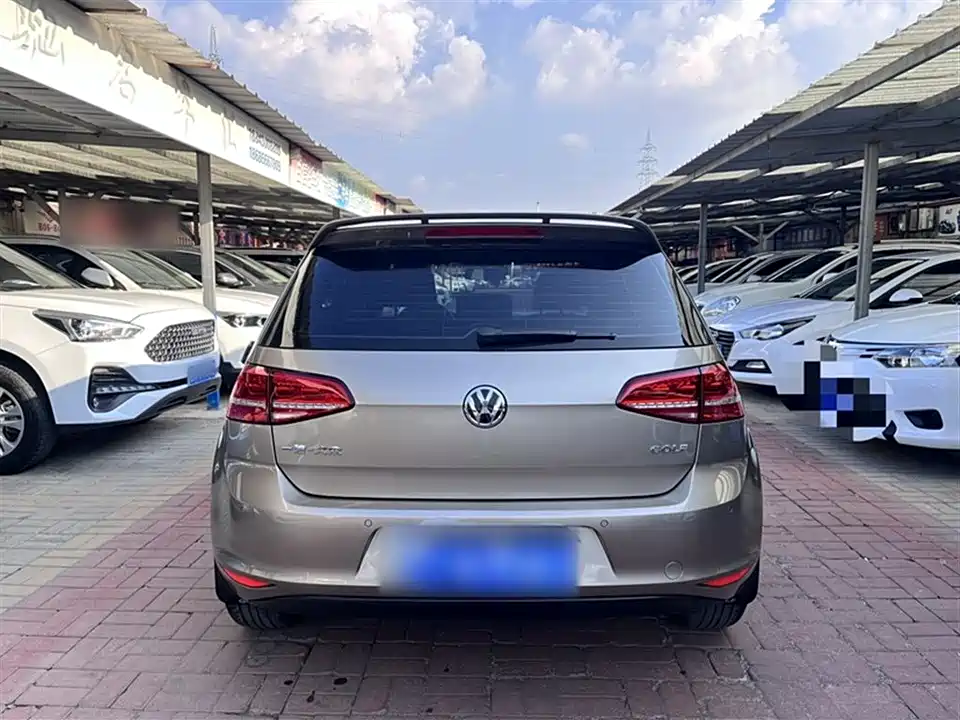 Volkswagen golf