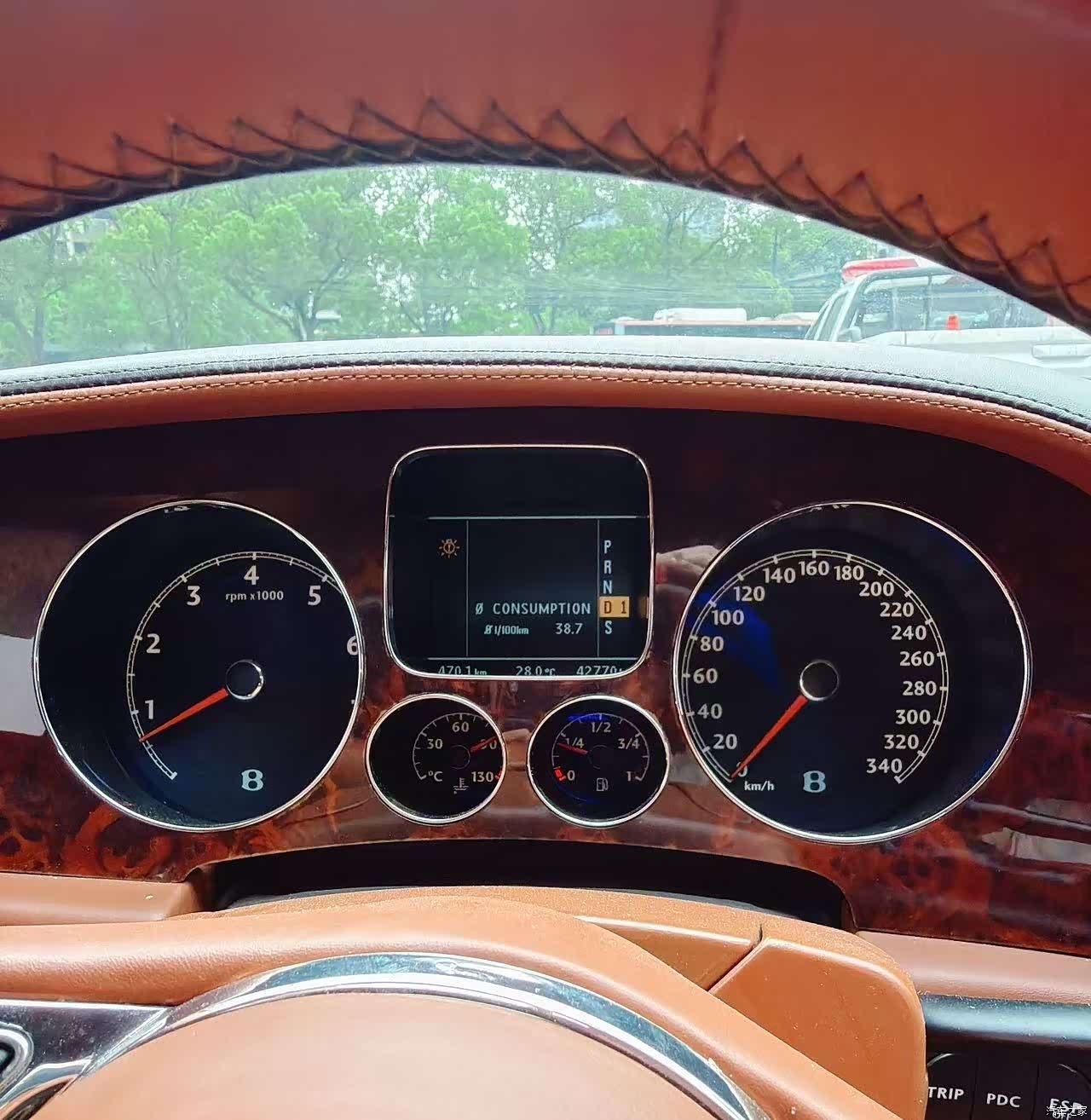 Bentley Flying Spur, 2010 9