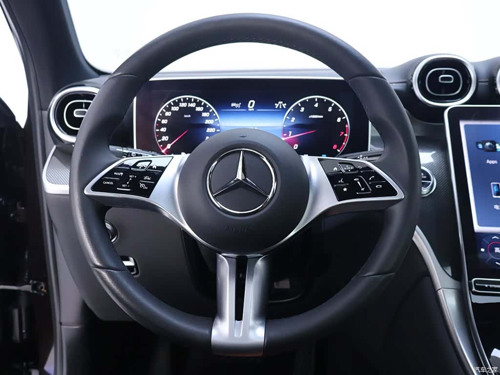Mercedes-Benz GLC, 2023 16