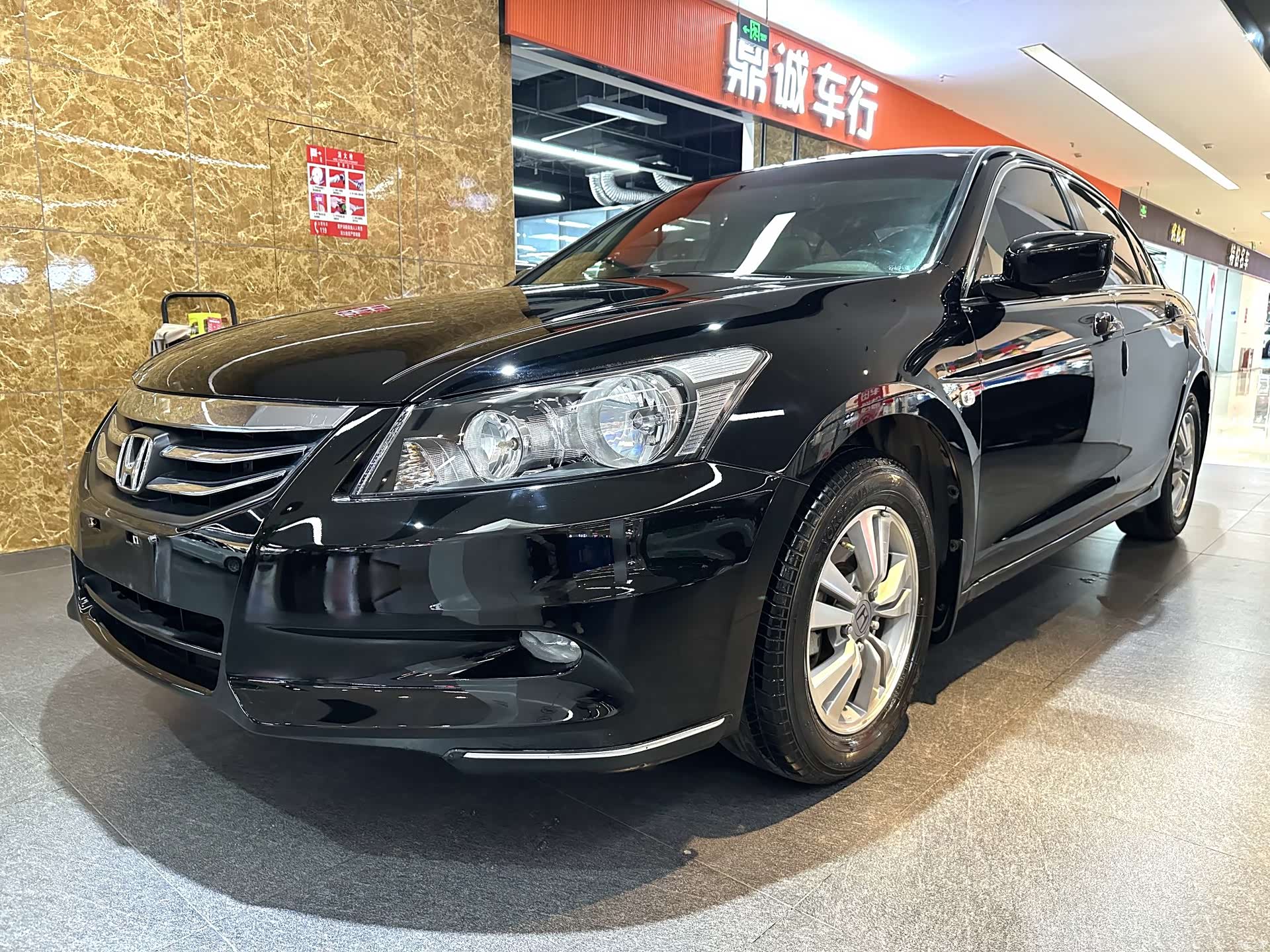 Honda Accord, 2011 1
