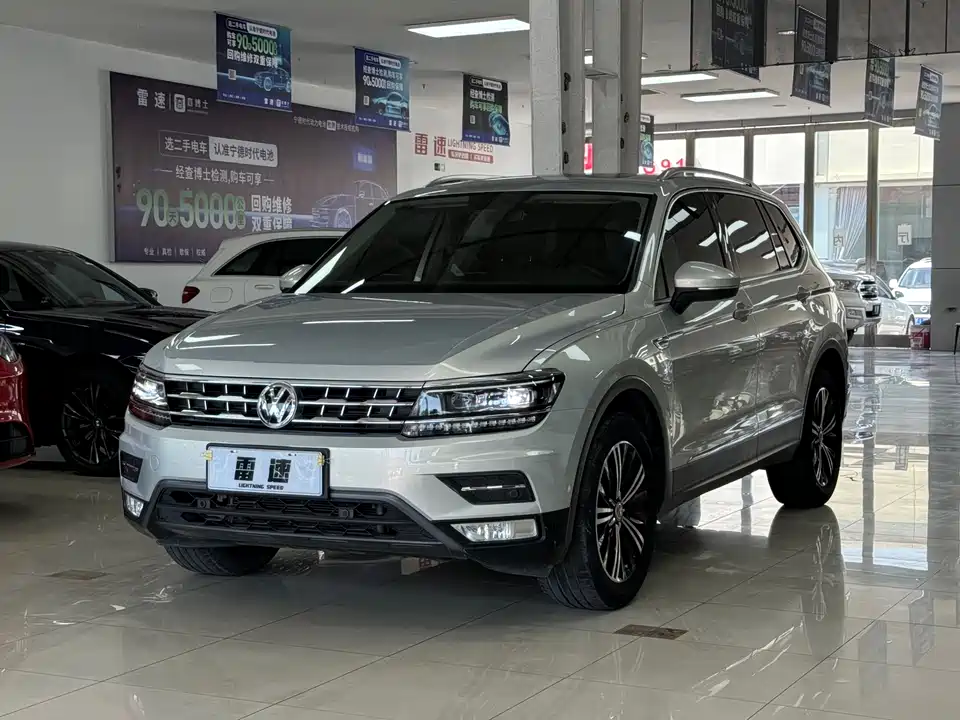 Volkswagen Tiguan L