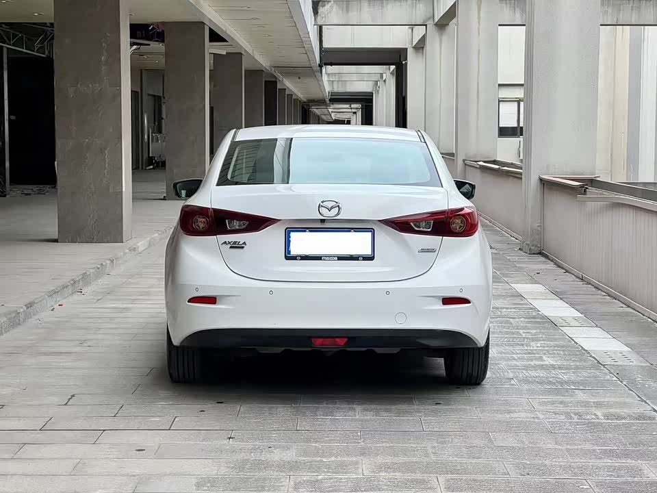Mazda 3 Angkesaila