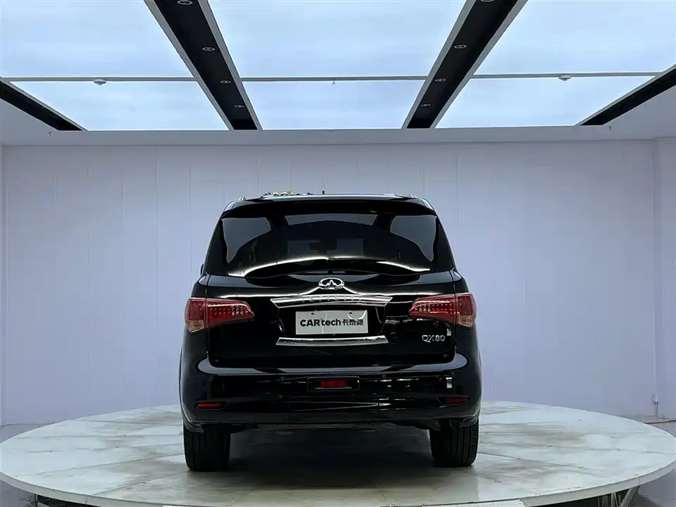 Infiniti QX80