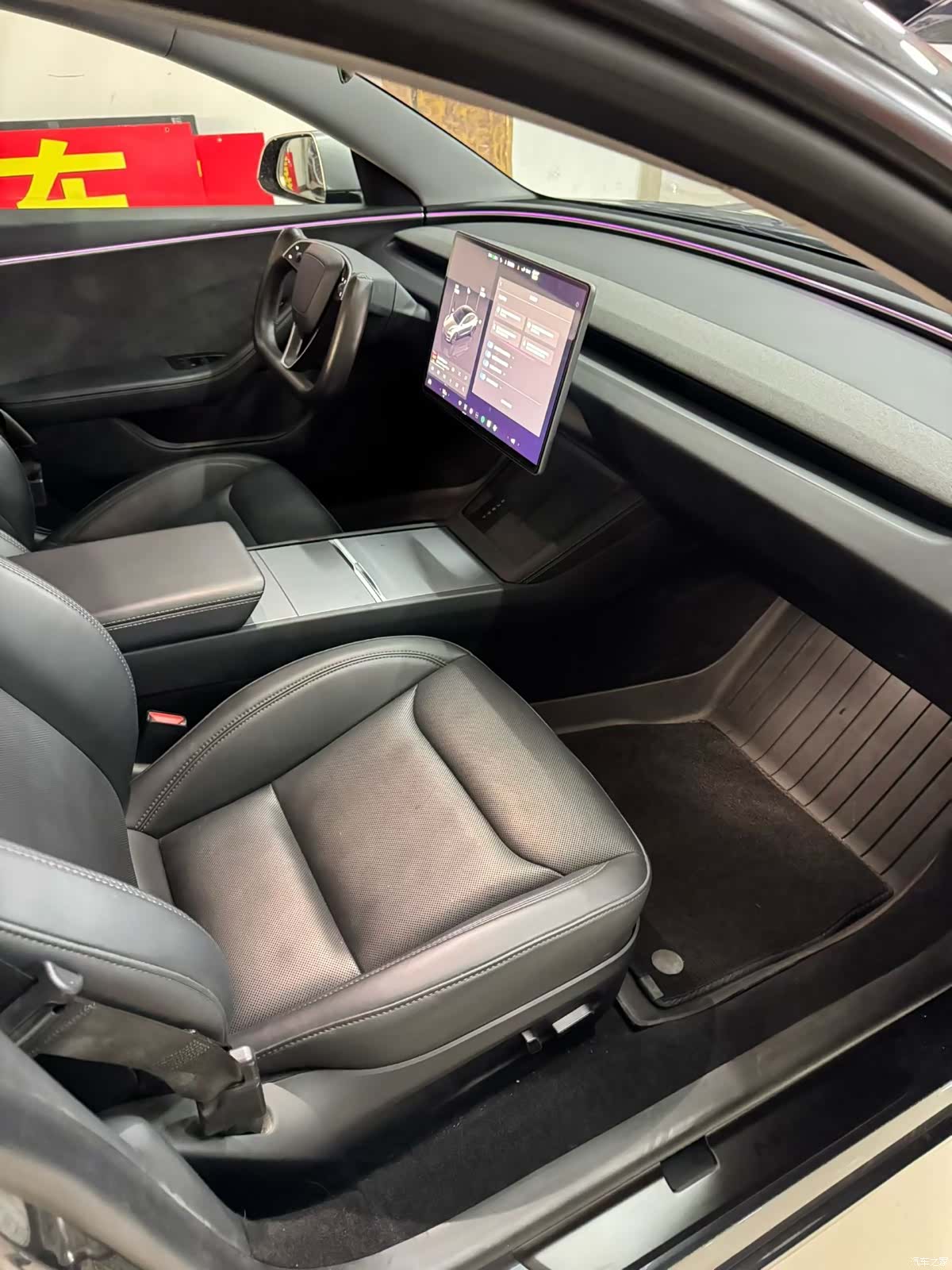 Tesla Model 3, 2024 4