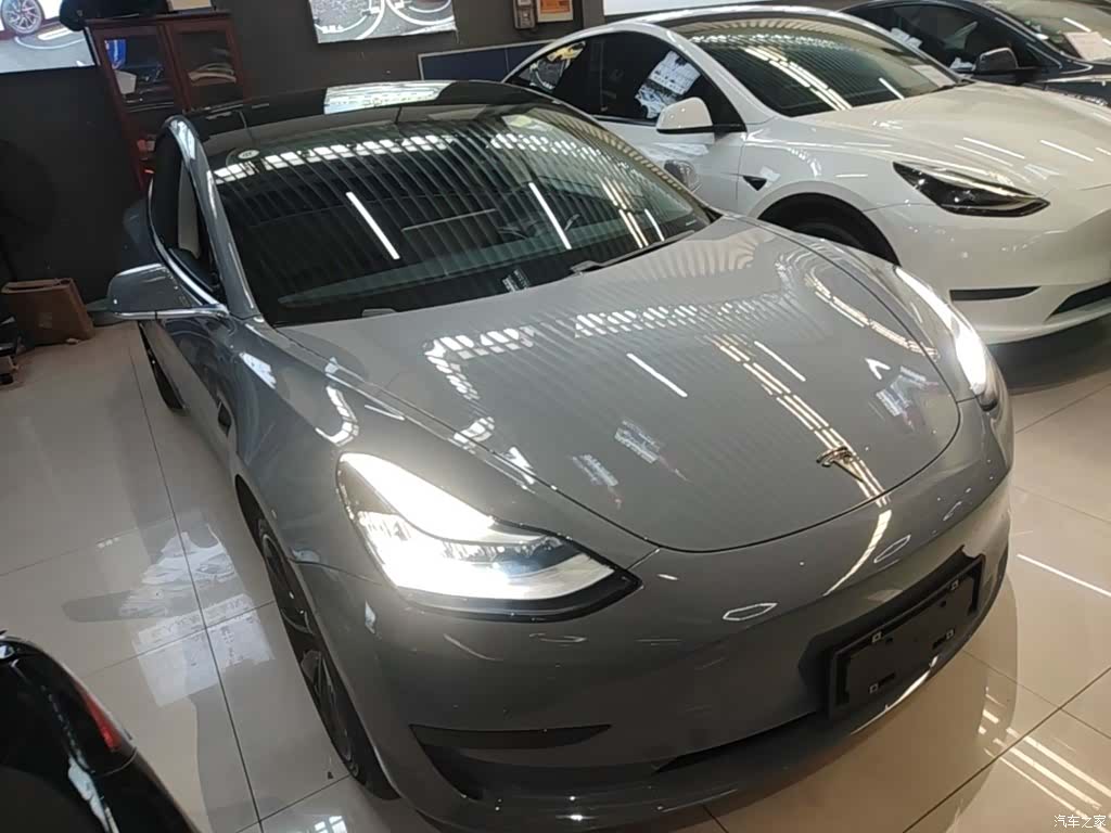 Tesla Model 3, 2020 4