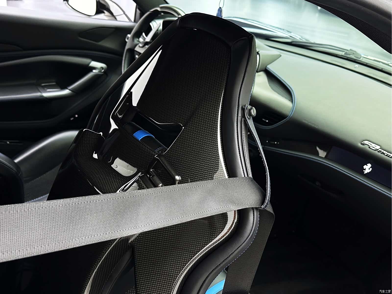 Ferrari F8, 2022 12