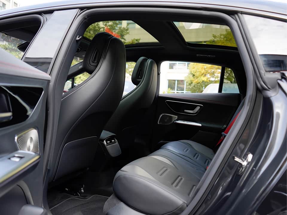 Mercedes-Benz EQE AMG