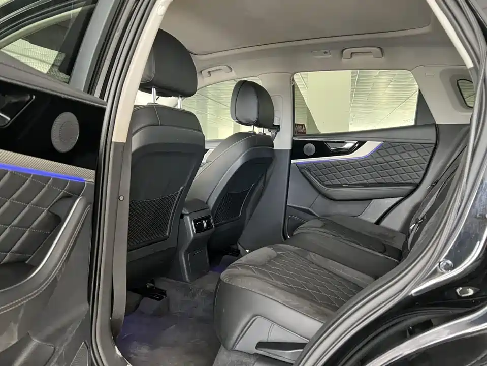 Hongqi HS5 Hongqi HS5