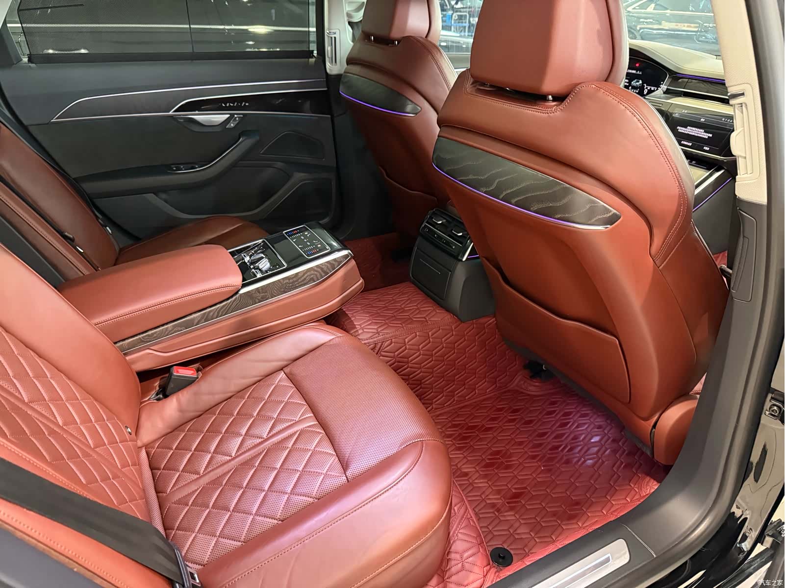Audi A8L, 2021 7