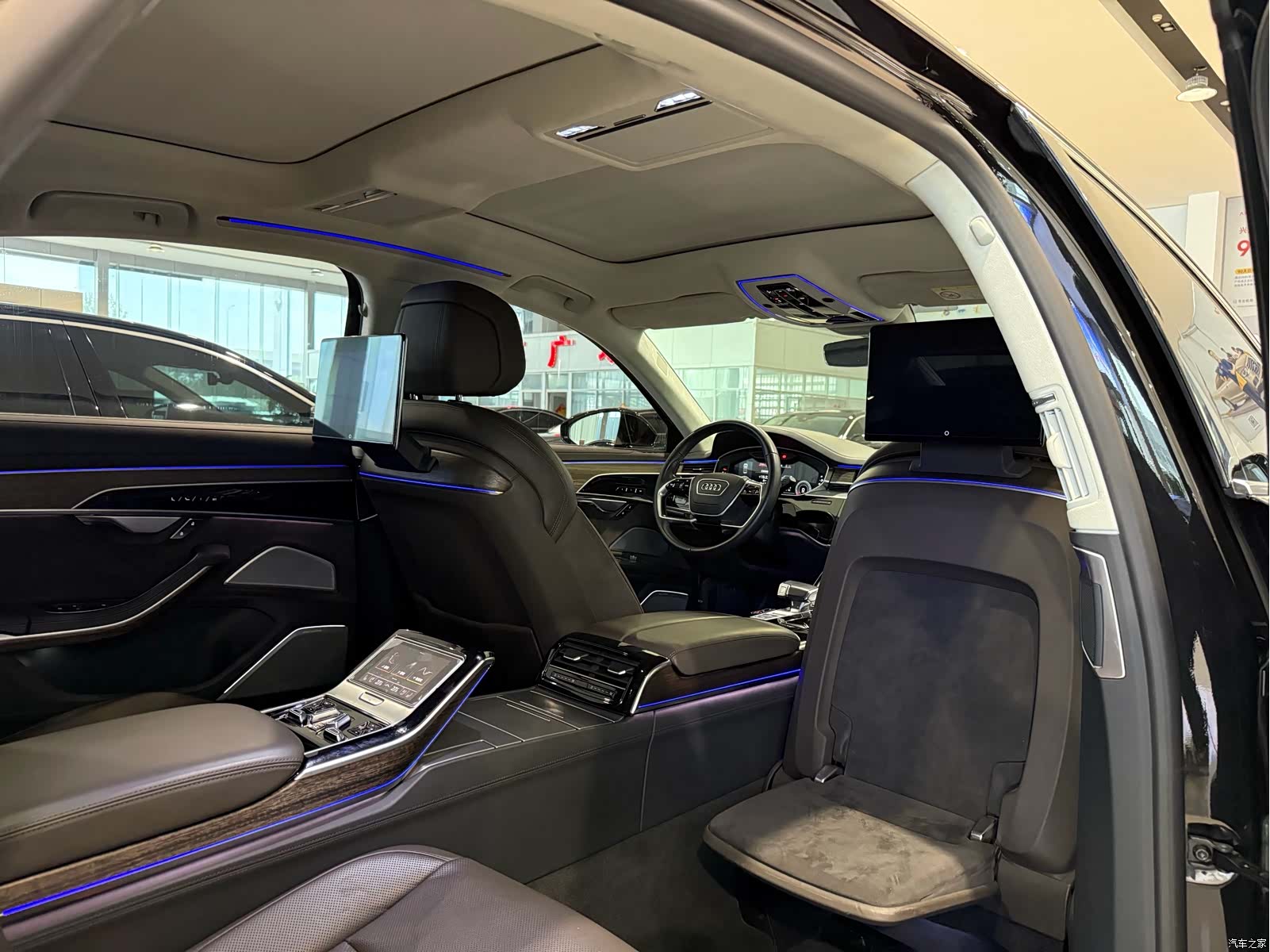 Audi A8L, 2021 8