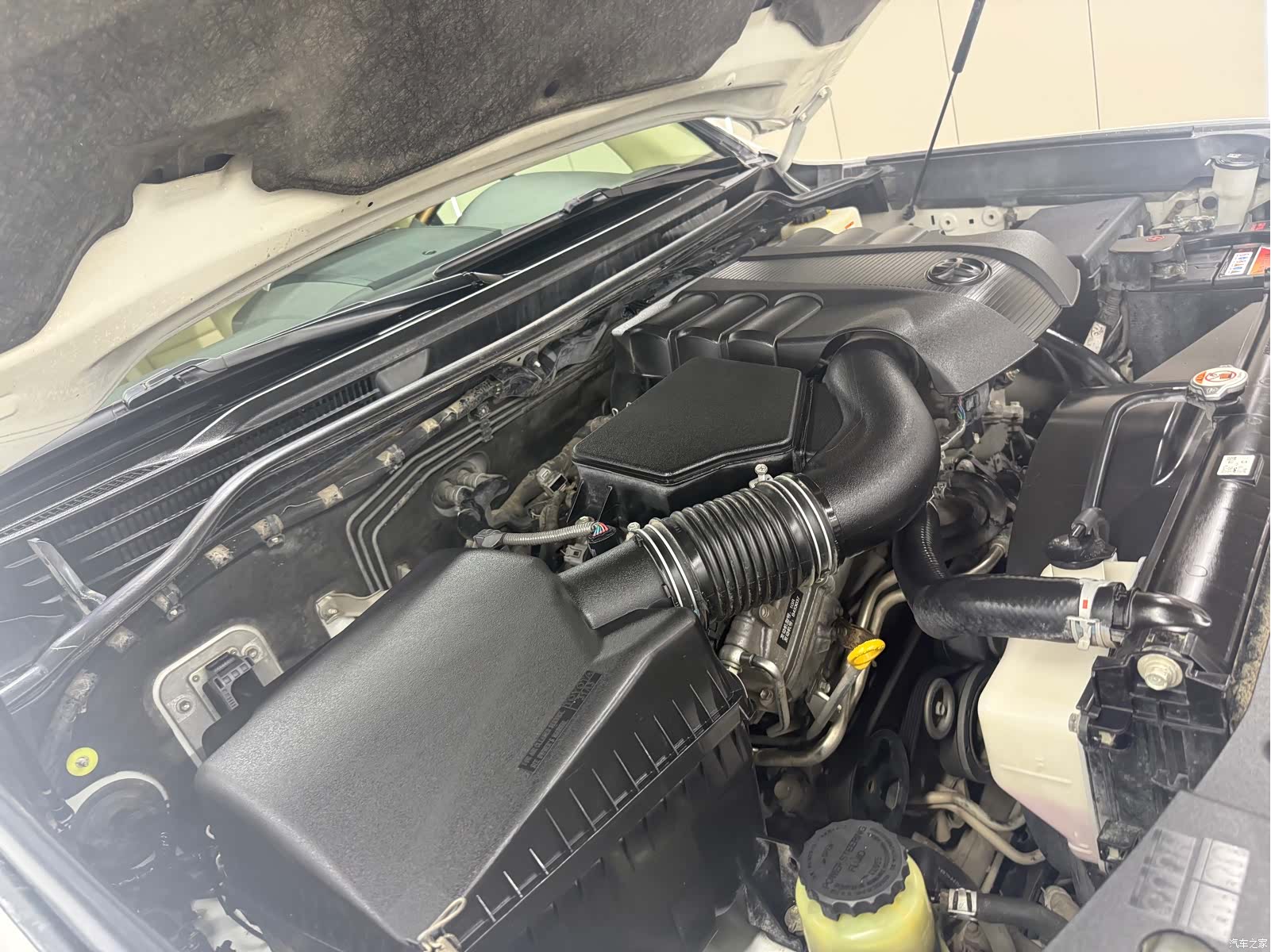 Toyota Land Cruiser, 2017 26