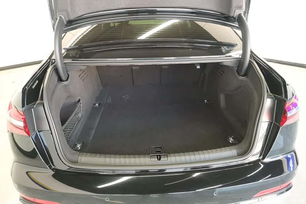 Audi A6L, 2025 4
