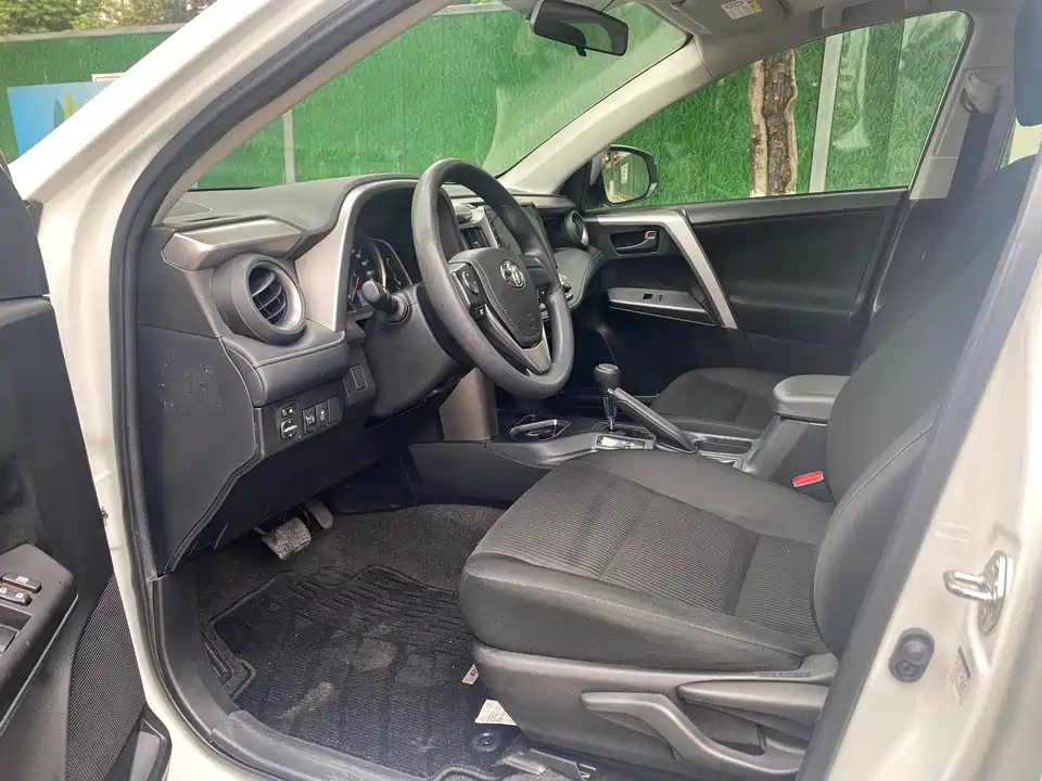 Toyota RAV4 Rongfang