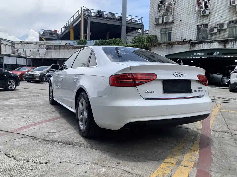 Audi A4L