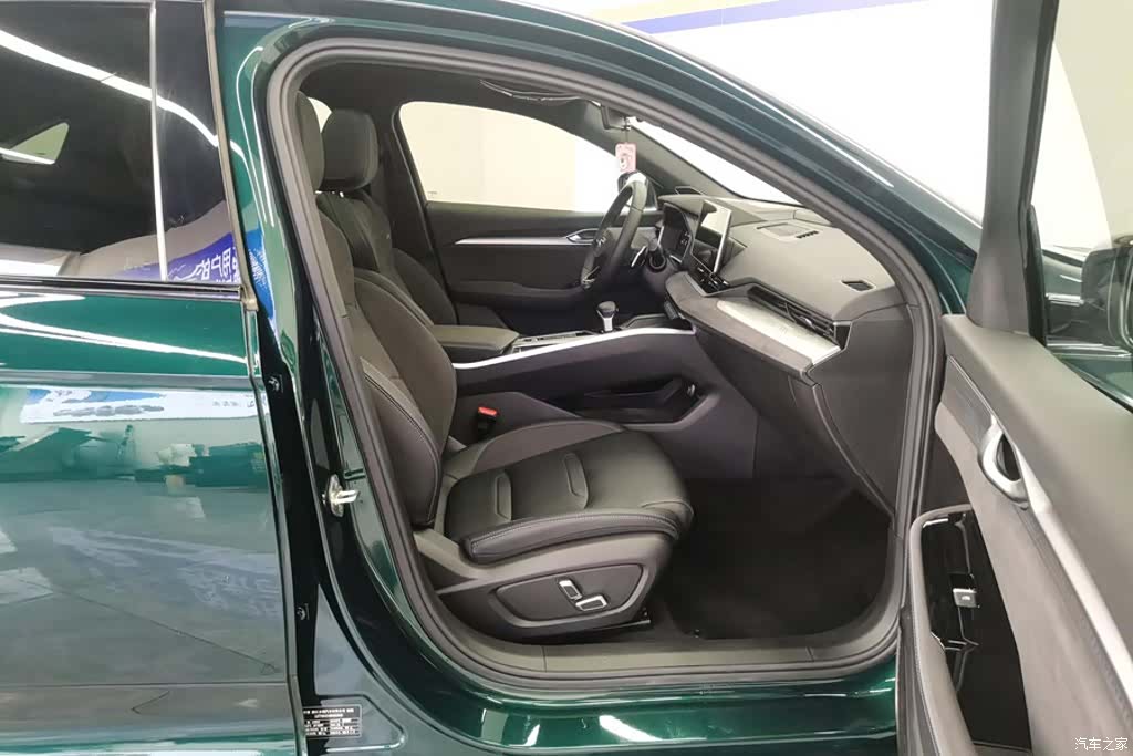 Geely Preface, 2024 8
