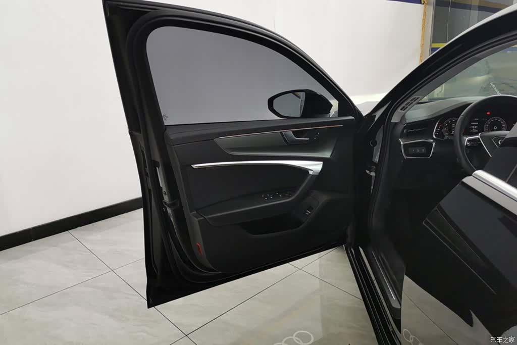 Audi A6L, 2020 7